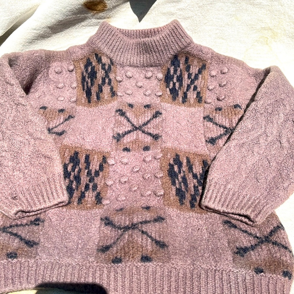 Warm pinion 100 percent wool sweater